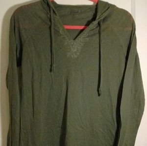 DONATING MOND Style and Co Sport long sleeve shirt