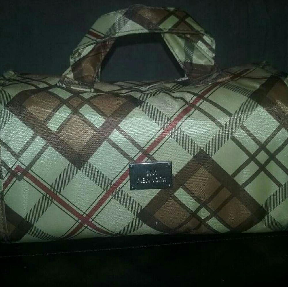 JM New York makeup bag