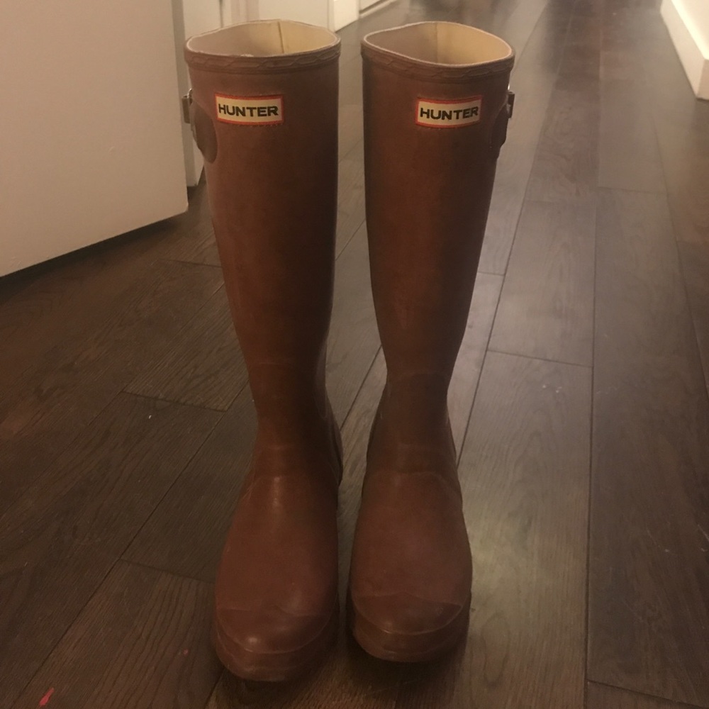 Burgundy hunter boots (tall)