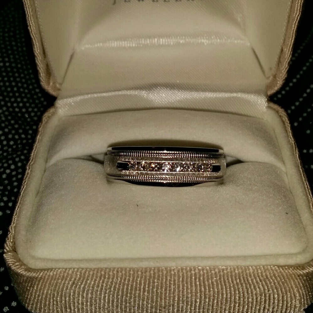Mens Wedding band
