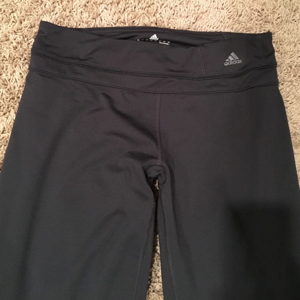 ADIDAS small yoga pants