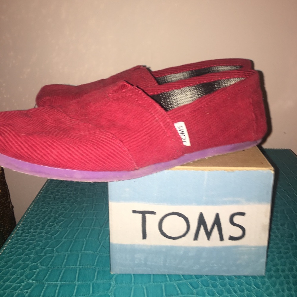Red corduroy TOMS