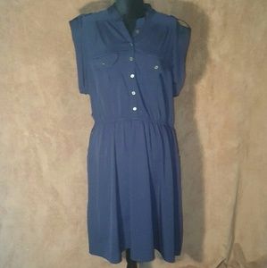 Blue dress with pockets