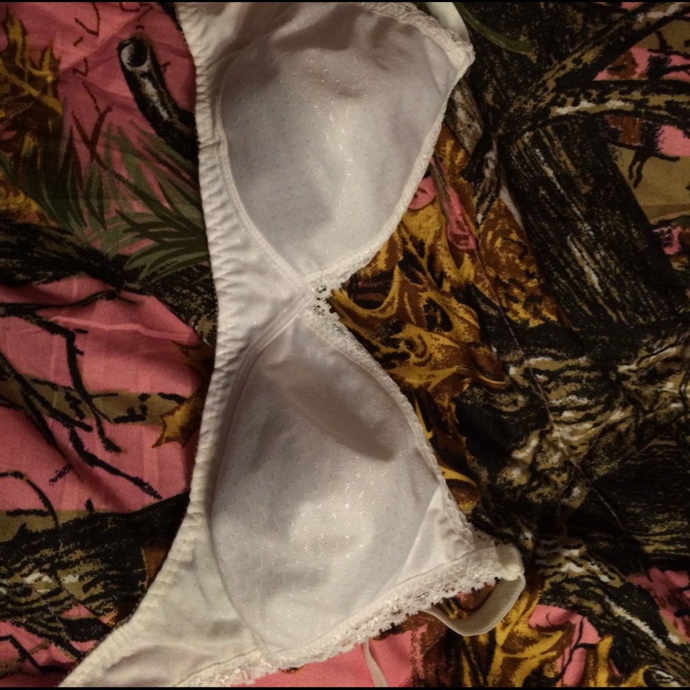 ❕White Bra/ Bralette 32 B❕