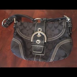 Coach Signature Canvas Soho