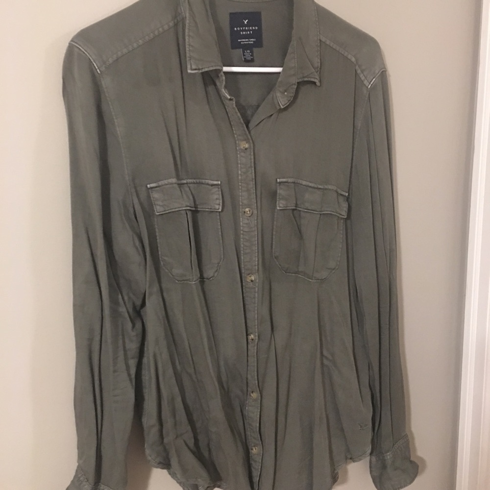 AE Boyfriend Shirt