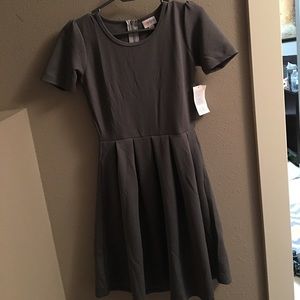 NWT LuLaRoe Amelia XS