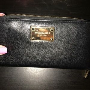 Michael Kors clutch/wallet