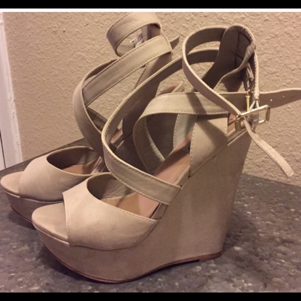 Steve Madden shoes size 6.5 only one time worm