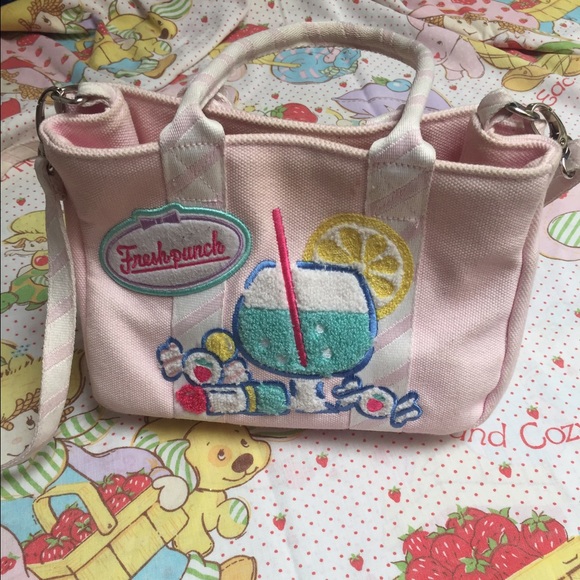 sanrio purse