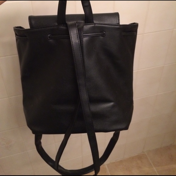 Leather Backpack - Picture 4 of 4