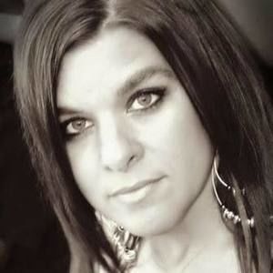 Meet your Posher, Lynda