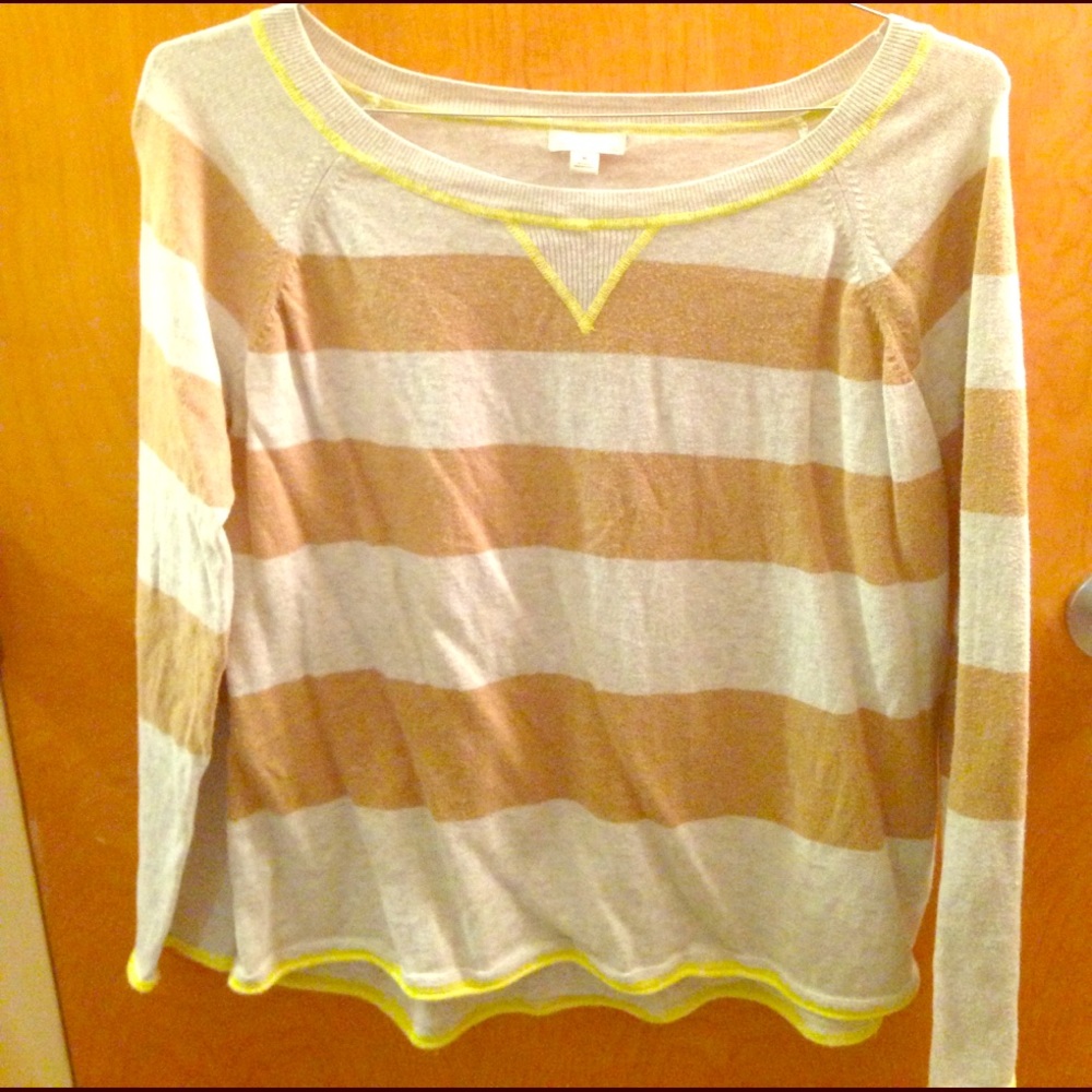 Gap pullover sweater