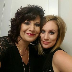 Meet your Posher, Poppi