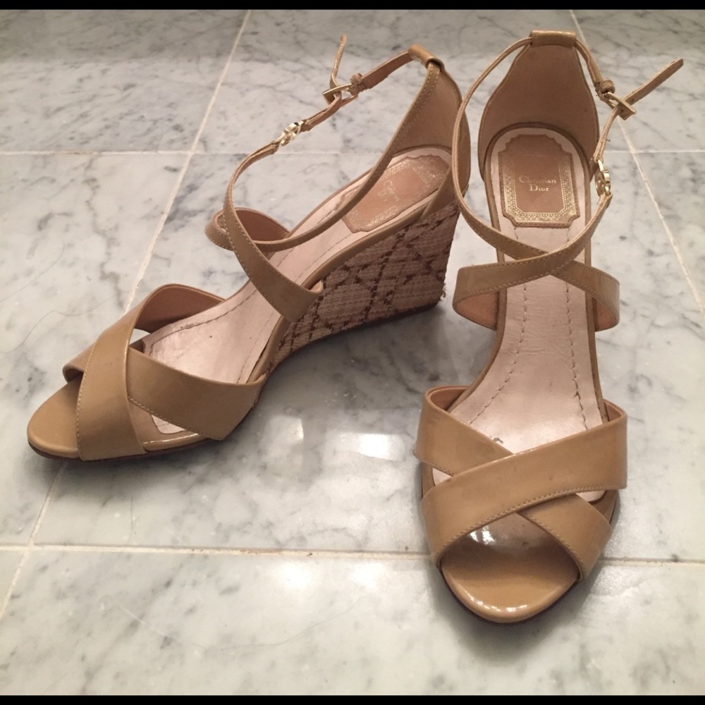 Dior nude bamboo wedges
