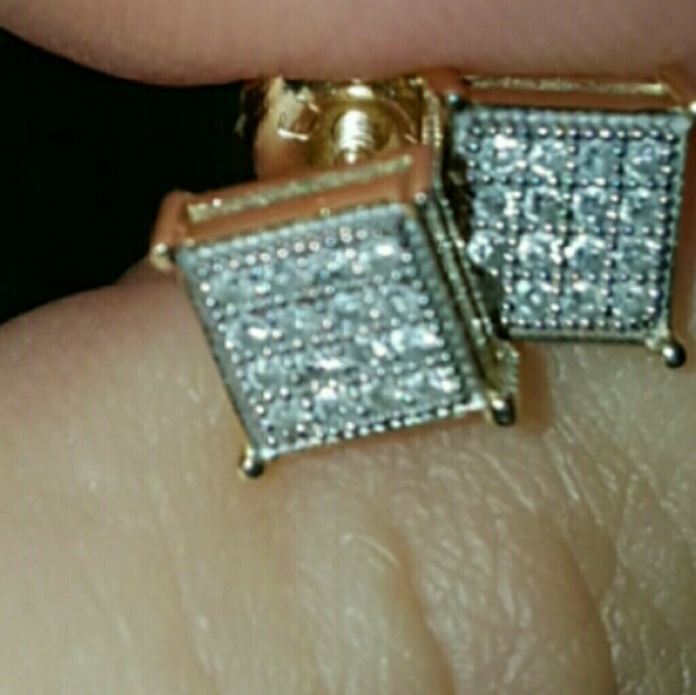 10k yellow gold diamond earrings