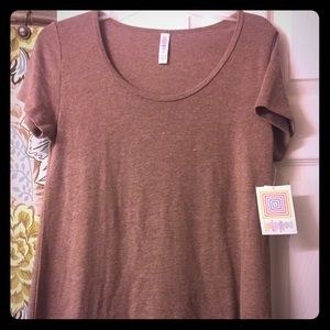BNWT LuLaRoe classic t