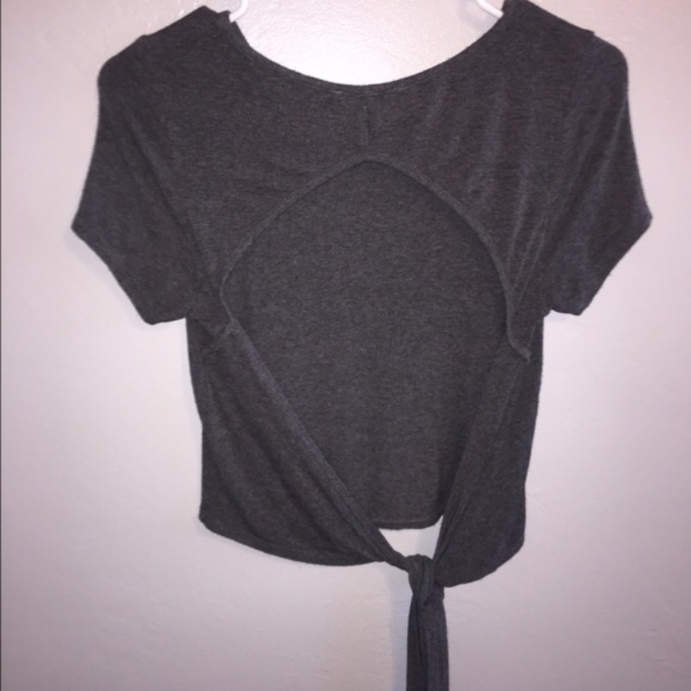 Cute open-back/tie shirt