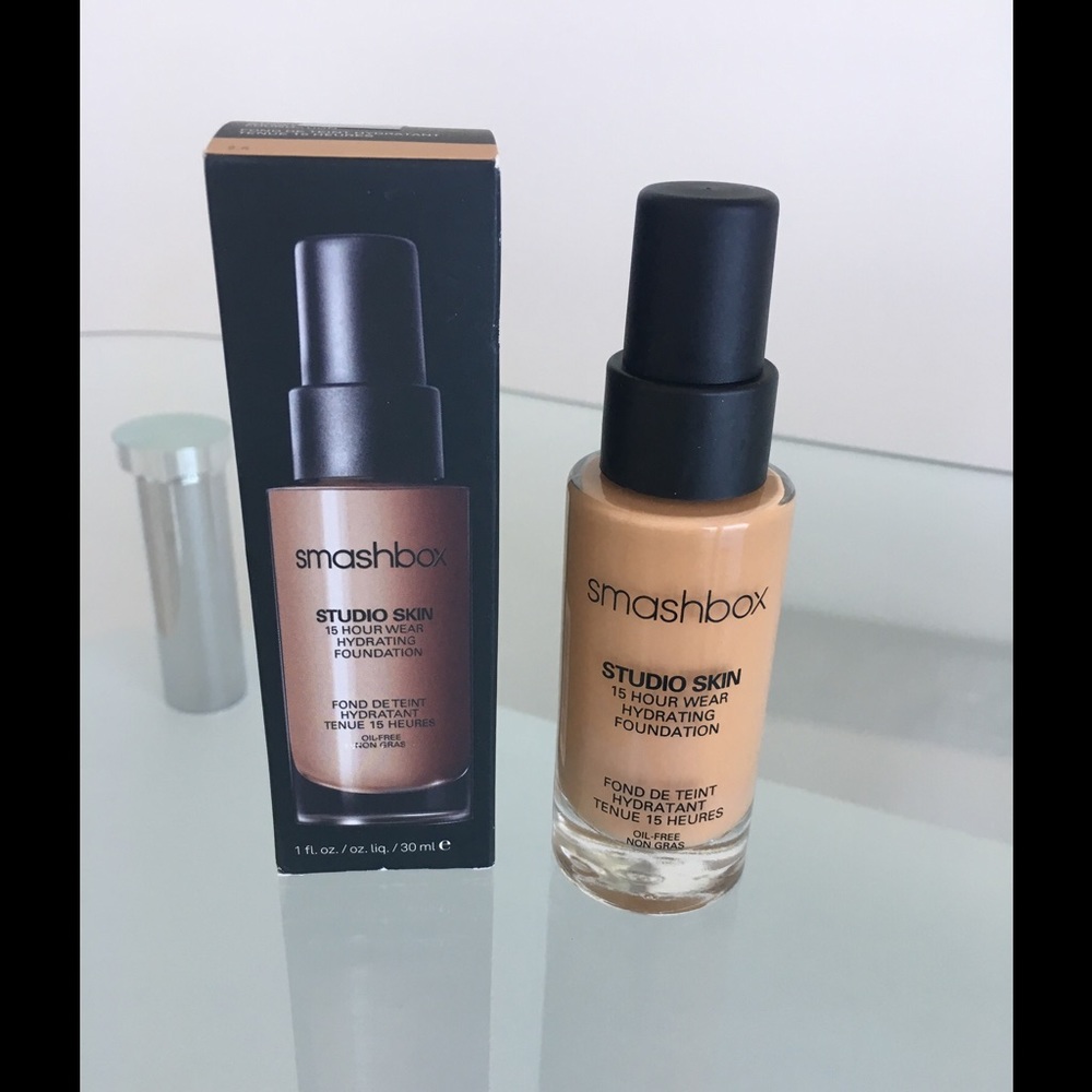 ❌SOLD❌Smashbox Studio Skin Hydrating Foundation