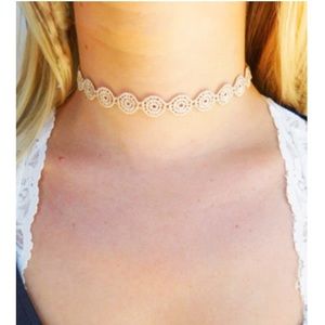 Lace choker necklace