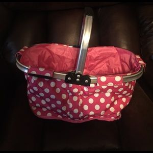 Foldable basket