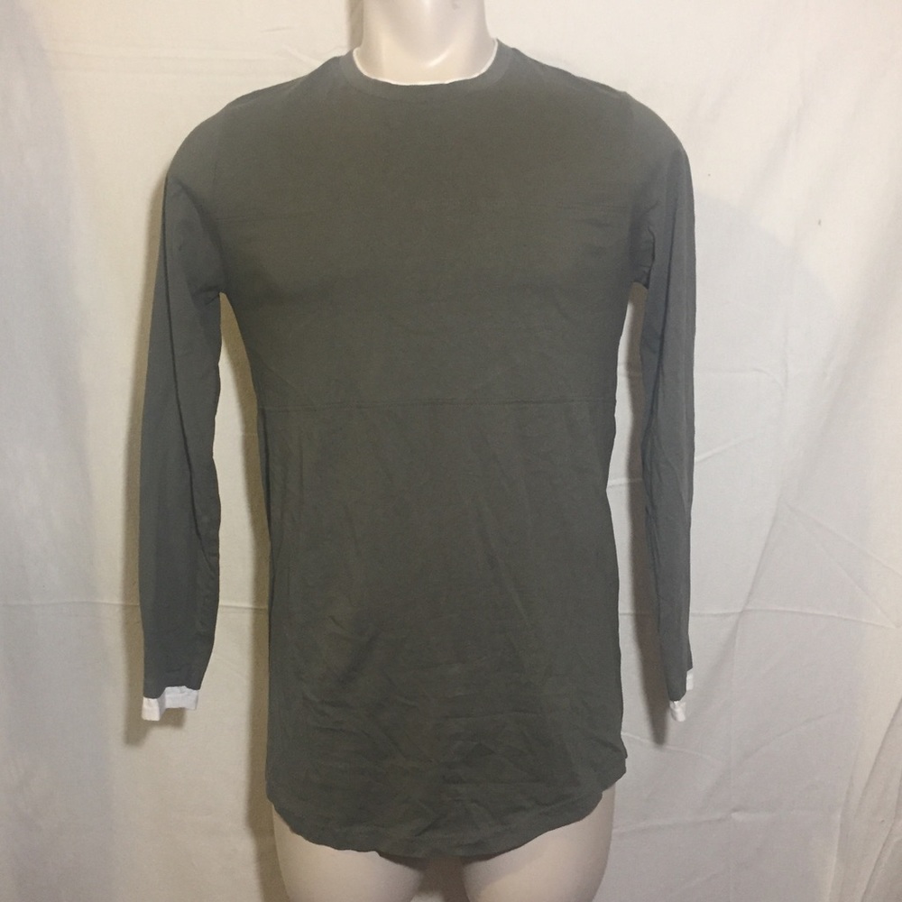 Scooped Long Sleeve Tee