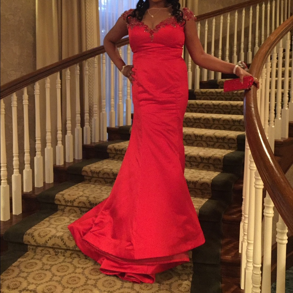 Ruby Red Sherri Hill Prom Dress
