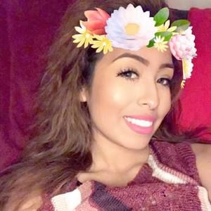 Meet your Posher, Monicaa