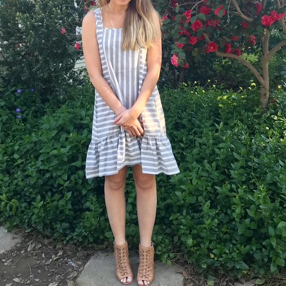 🍀 Savanah Striped Dress - Picture 2 of 5