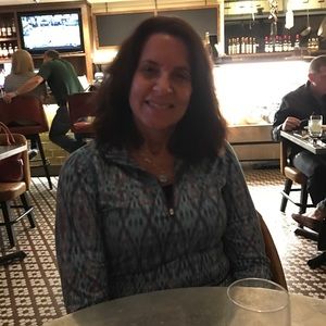 Meet your Posher, Debbie