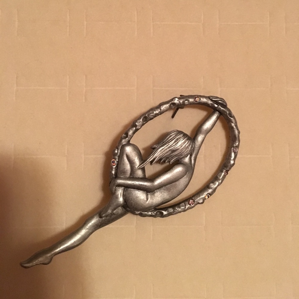 Beautiful pin/ broche