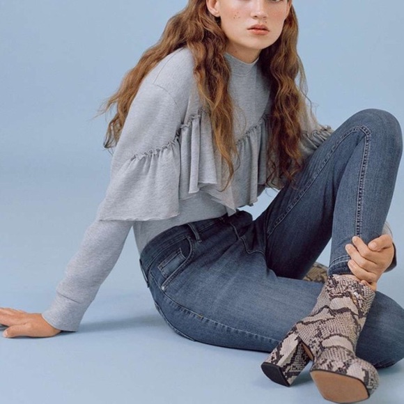 Ruffle Long Sleeve Top - Picture 3 of 11