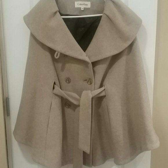 Calvin Klein Jackets & Blazers - Adorable wool blend cape