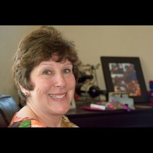 Meet your Posher, Joanie