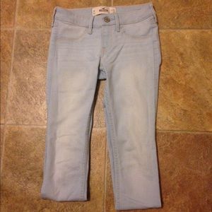 NWOT- light wash hollister jeans