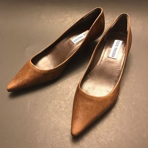 Steve Madden Brown Leather Pumps Size 6M