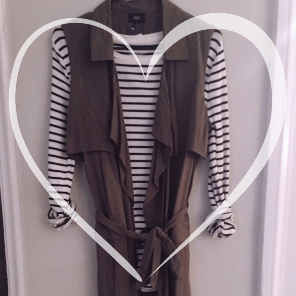 Sleeveless Cardigan