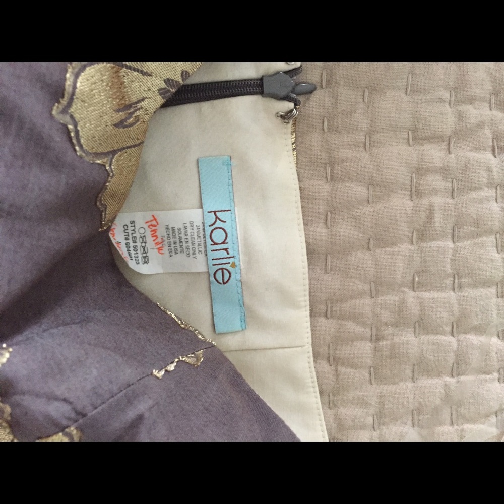 Gold cocktail dress by Karlie - Picture 2 of 3