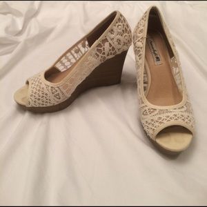 White lace wedges