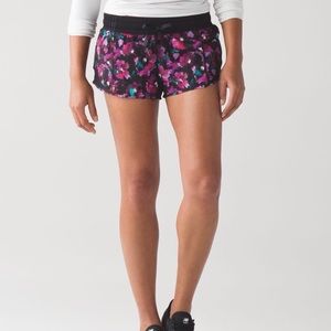 Lululemon hotty hot shorts- midnight bloom