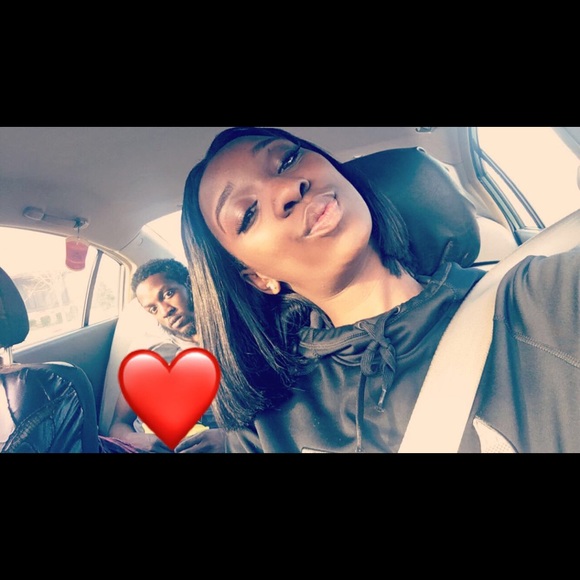 Meet your Posher, Ebony - Picture 1 of 1