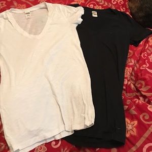 VS pink v neck tees bundle