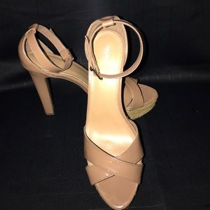 Taupe Faux Patent Leather Ankle Strap Jute Heel