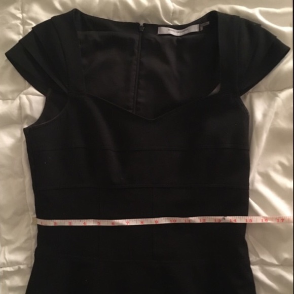 Dress - Picture 4 of 8