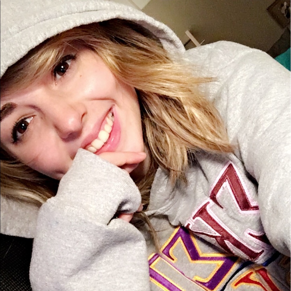 Meet your Posher, Emily