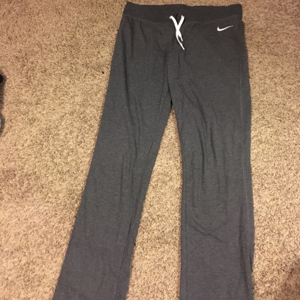 NIKE grey sweatpants