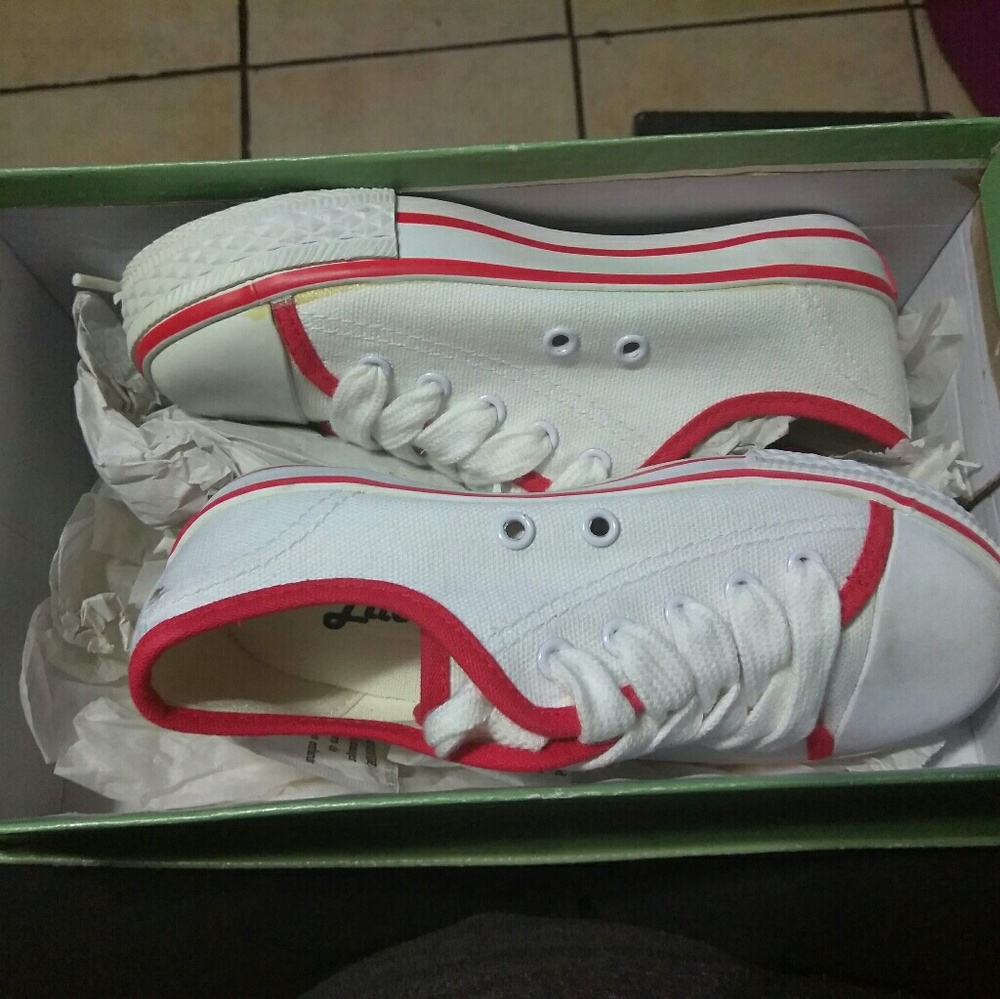 Lito q shoe company shoes  size 10 kids