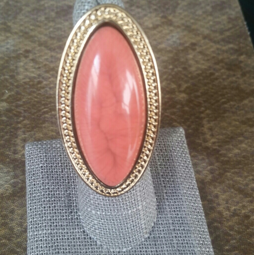 Oval Fashion Stretch Ring