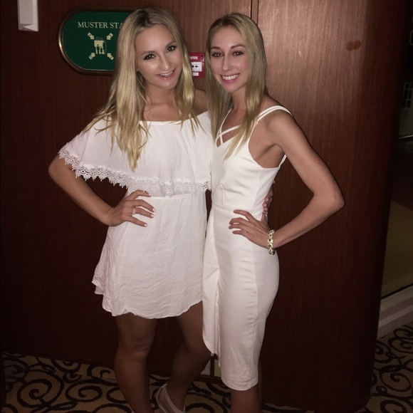 Like New Bar III Dress! - Picture 3 of 8