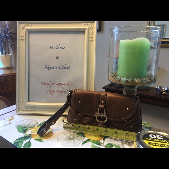 Juicy Couture Wristlet - Picture 3 of 5